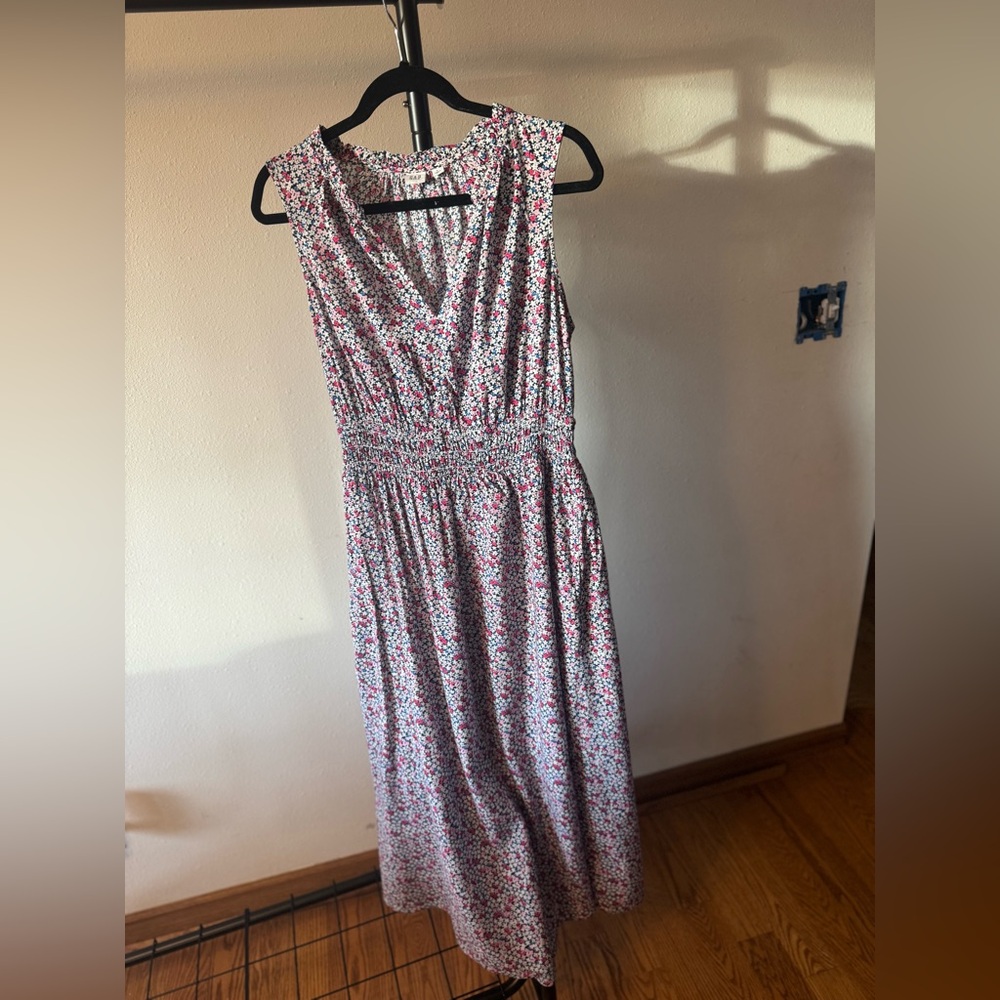 GAP Floral V-Neck Midi Dress - Pink and White